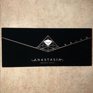 Anastasia Beverly Hills prism eyeshadow palate